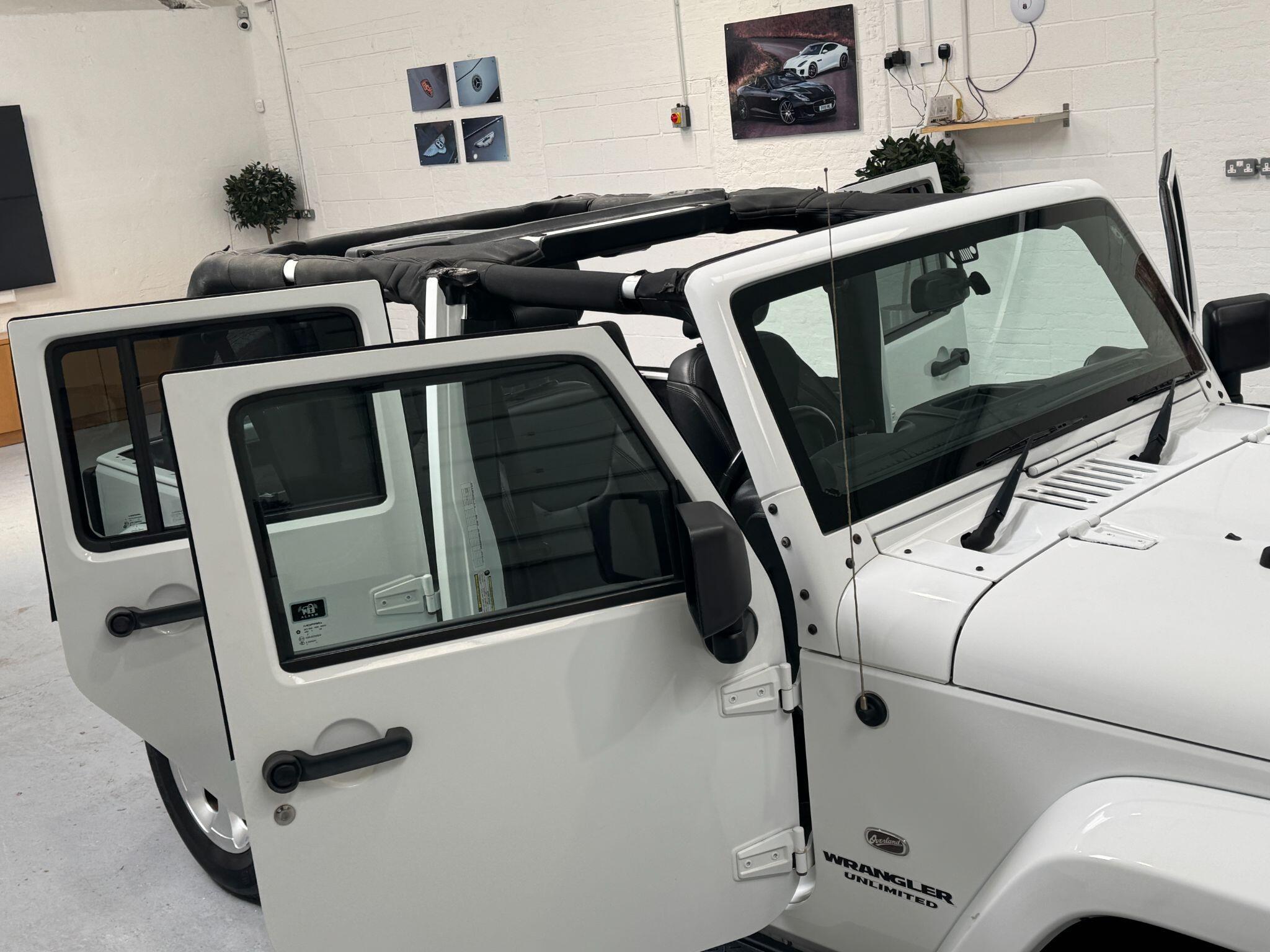 Jeep Wrangler - Image 100