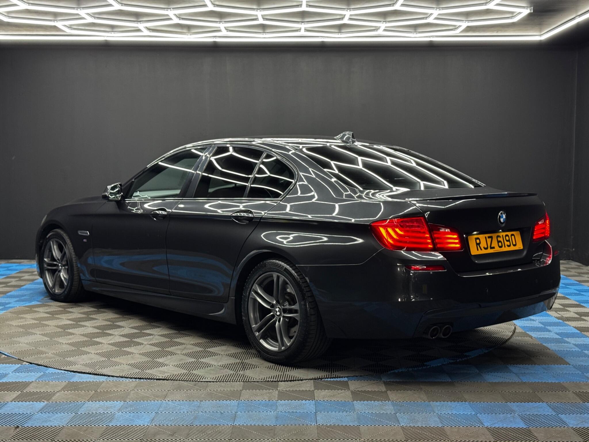 BMW 5 Series - Image 7
