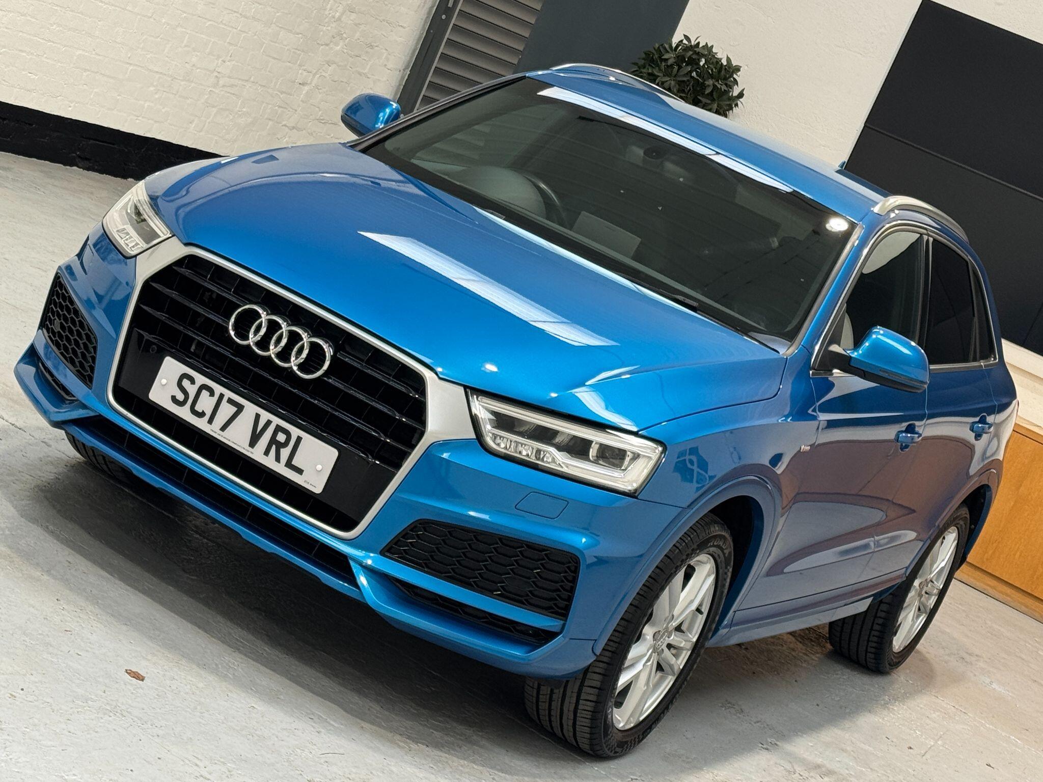 Audi Q3 - Image 30
