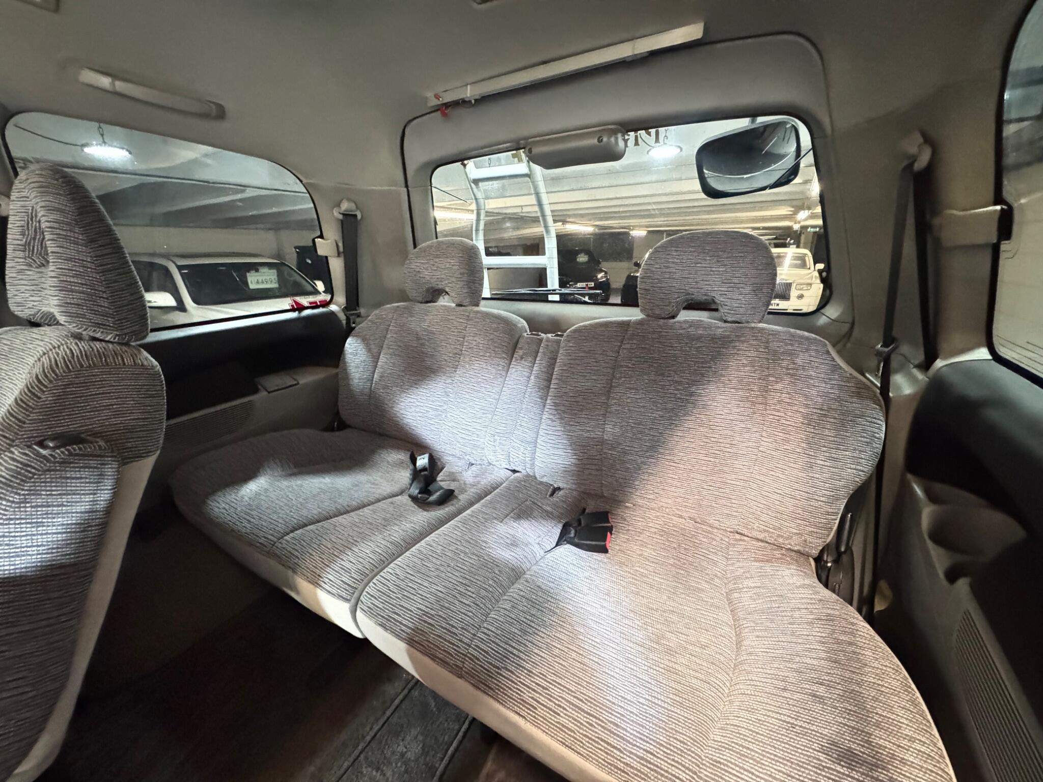 Mitsubishi Delica - Image 13