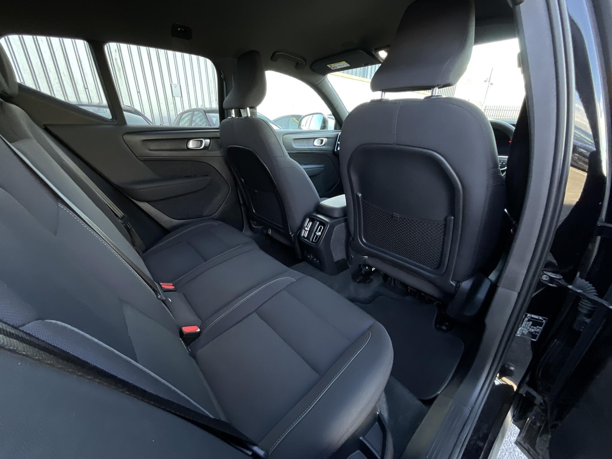 Volvo XC40 - Image 10