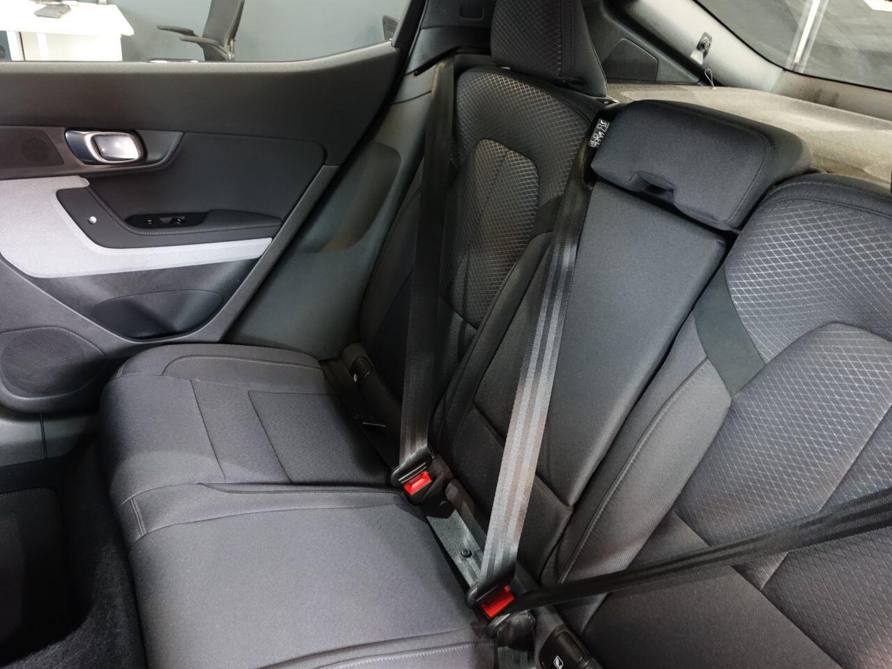 Polestar Polestar 2 - Image 17