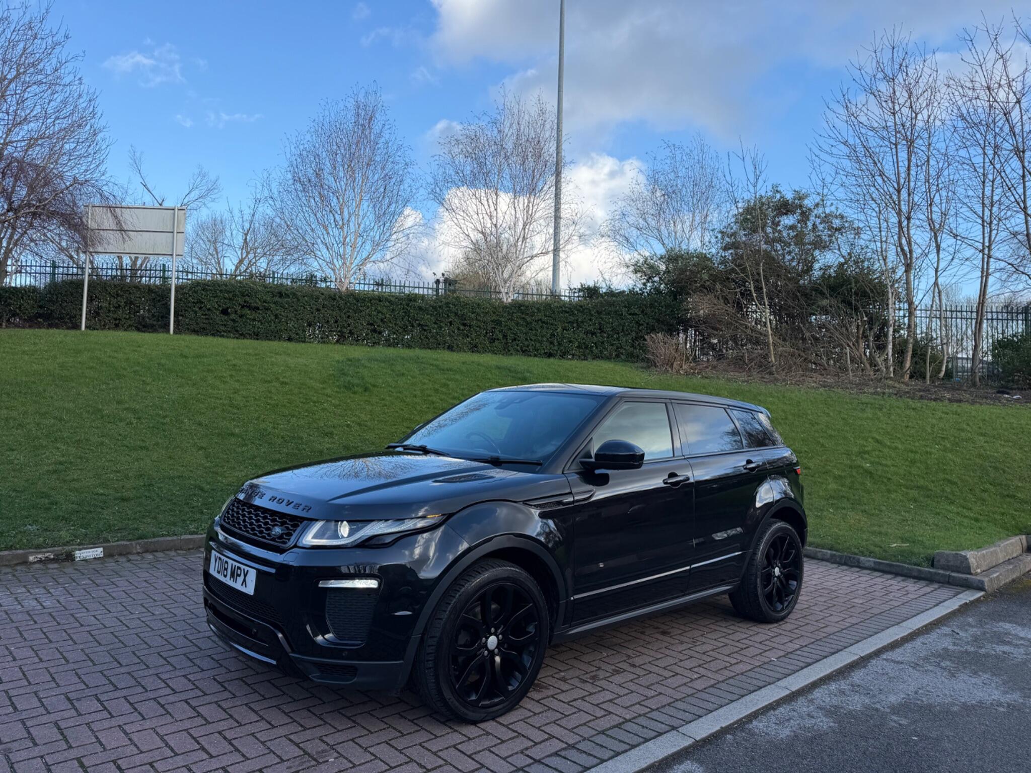 Land Rover Range Rover Evoque - Image 12