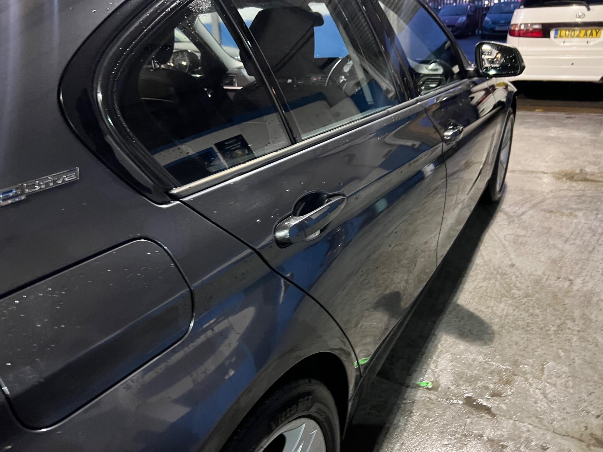 BMW 3 Series - Image 23