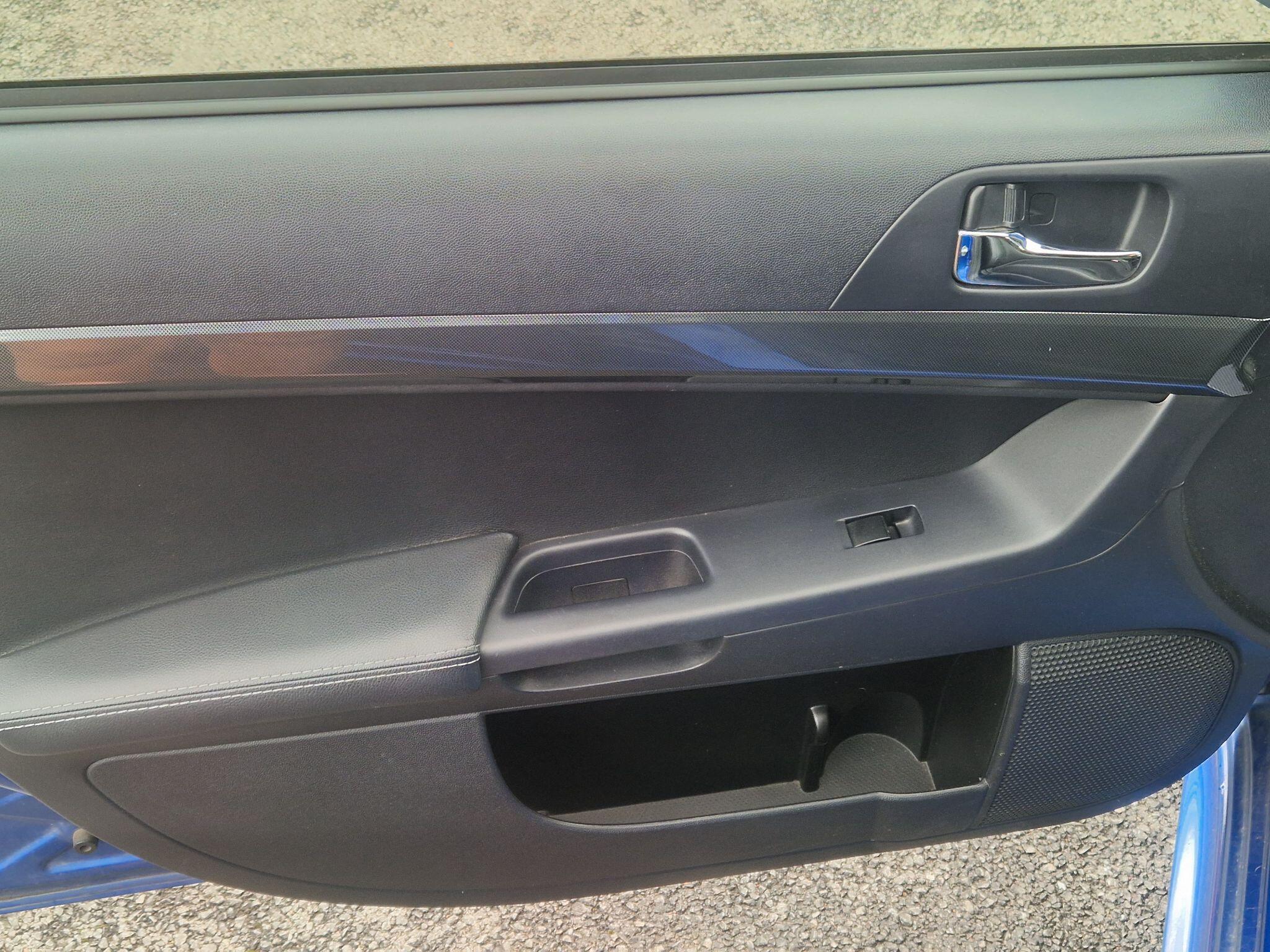 Mitsubishi Lancer - Image 33