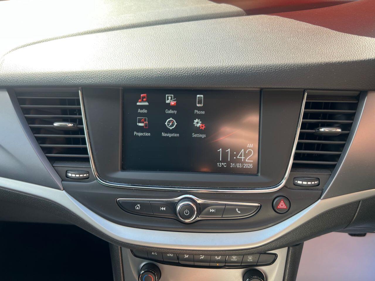 Vauxhall Astra - Image 23