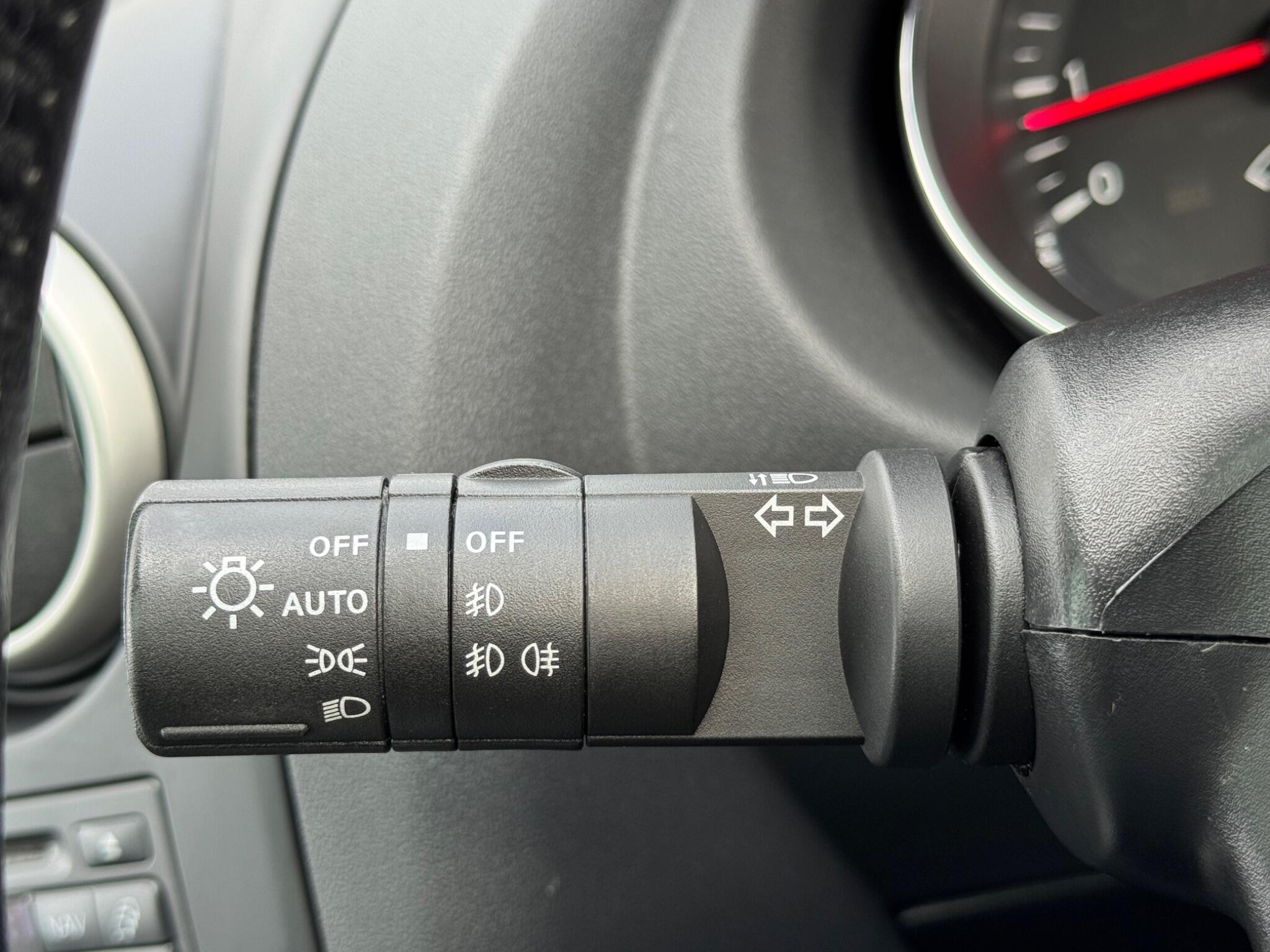 Nissan QASHQAI+2 - Image 30