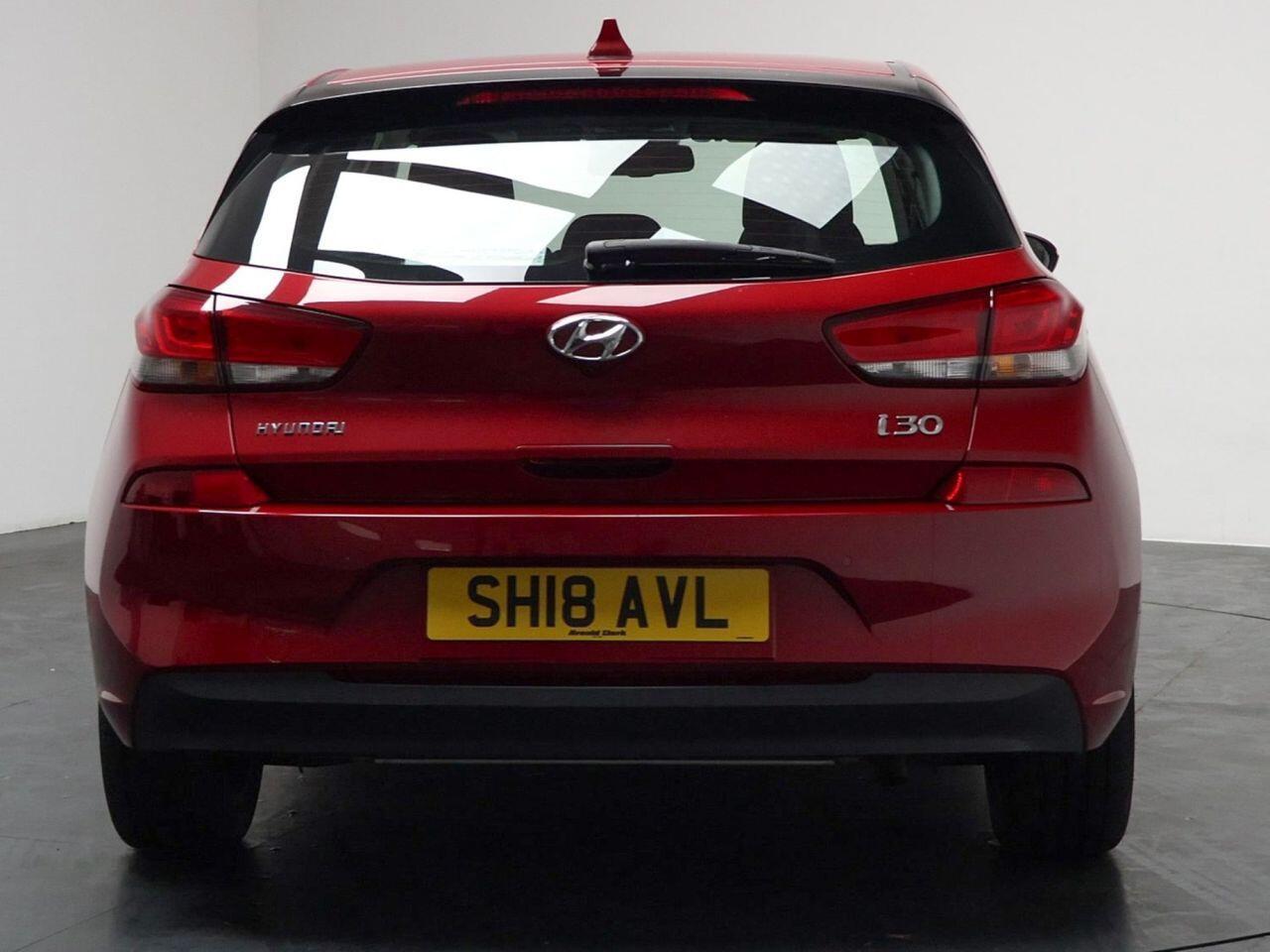 Hyundai i30 - Image 16