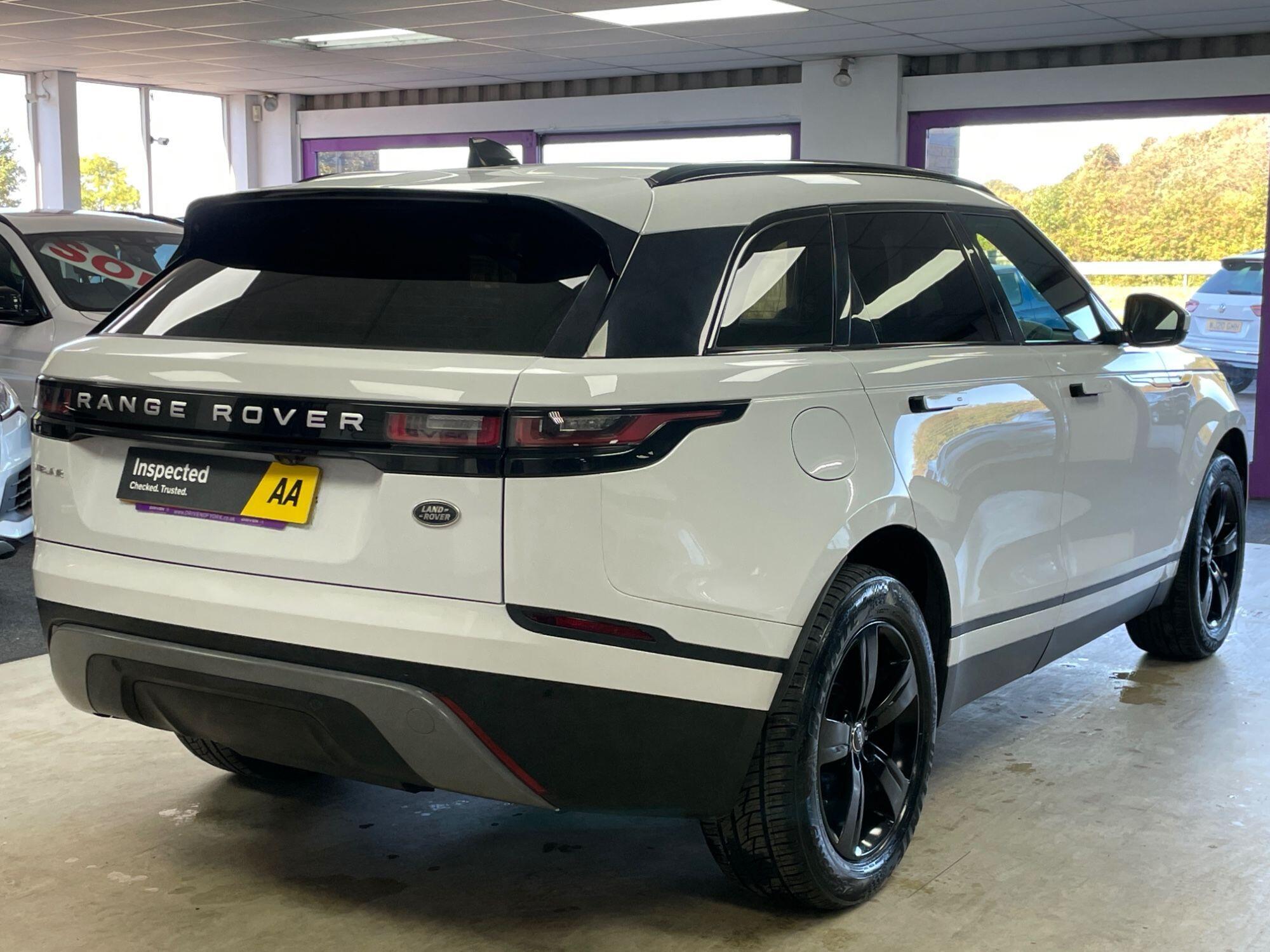 Land Rover Range Rover Velar - Image 10