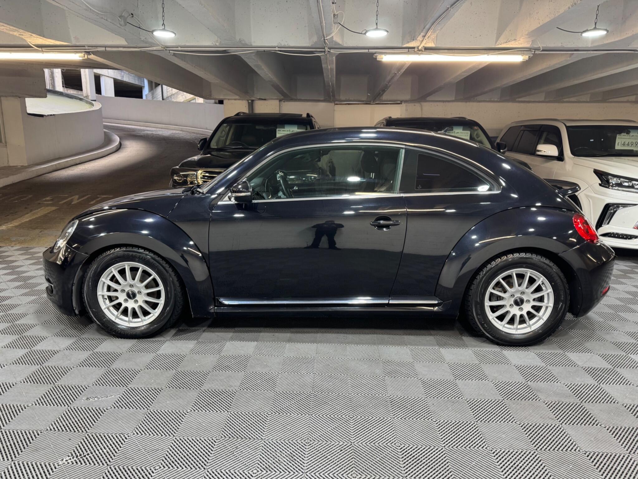 Volkswagen Beetle - Image 2