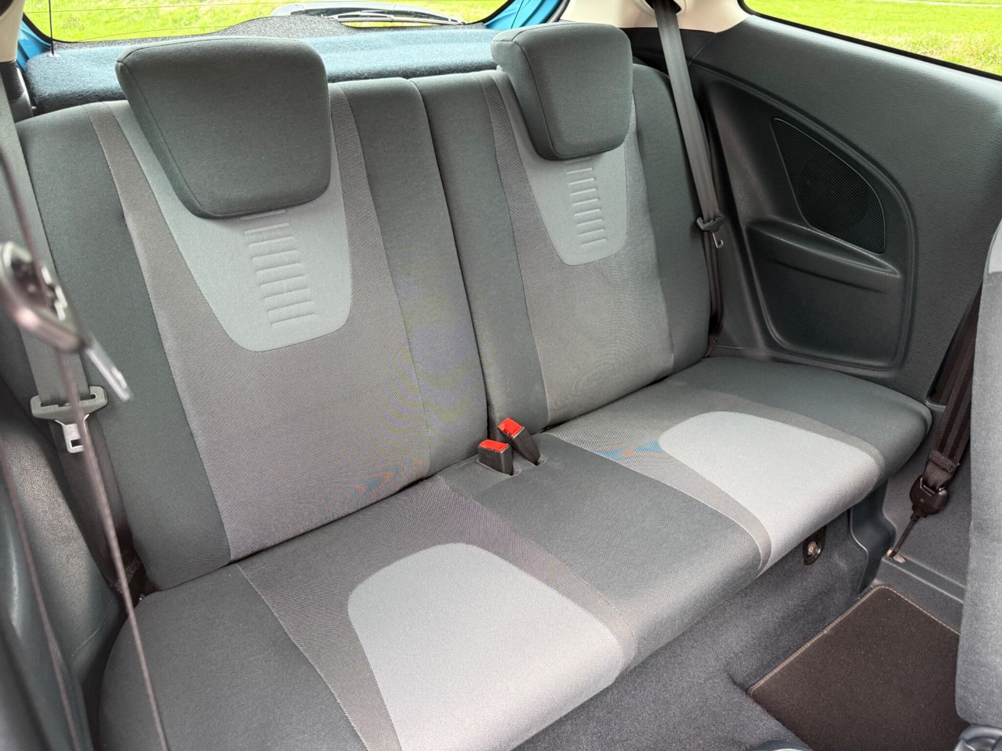 Ford KA - Image 14