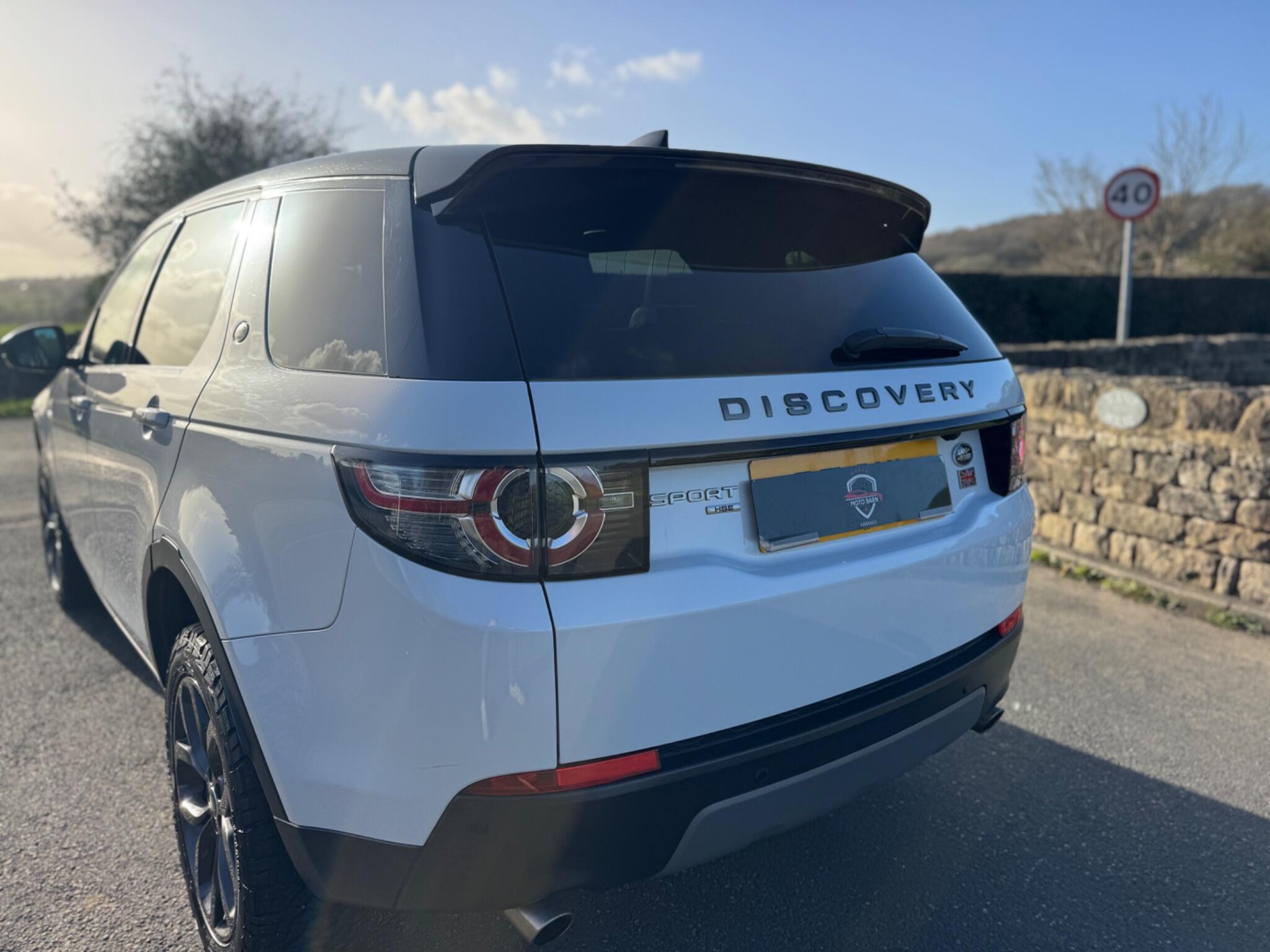 Land Rover DISCOVERY SPORT - Image 9