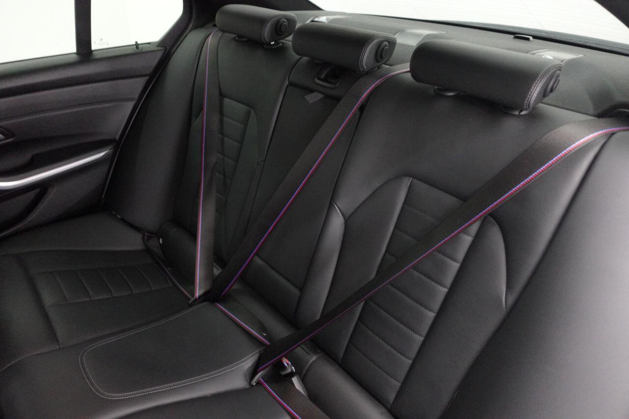 BMW 3 Series - Image 18