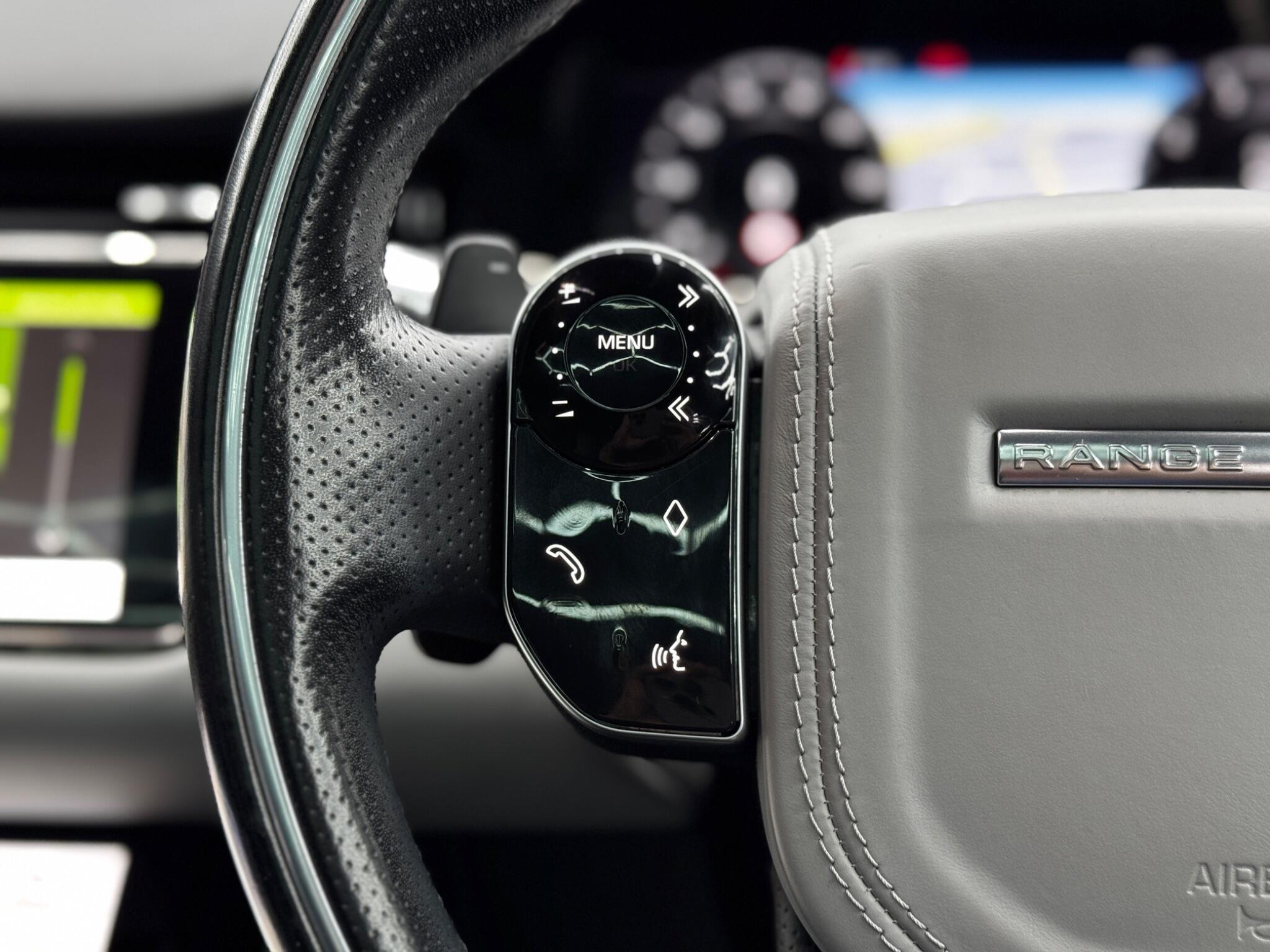 Land Rover Range Rover Evoque - Image 19