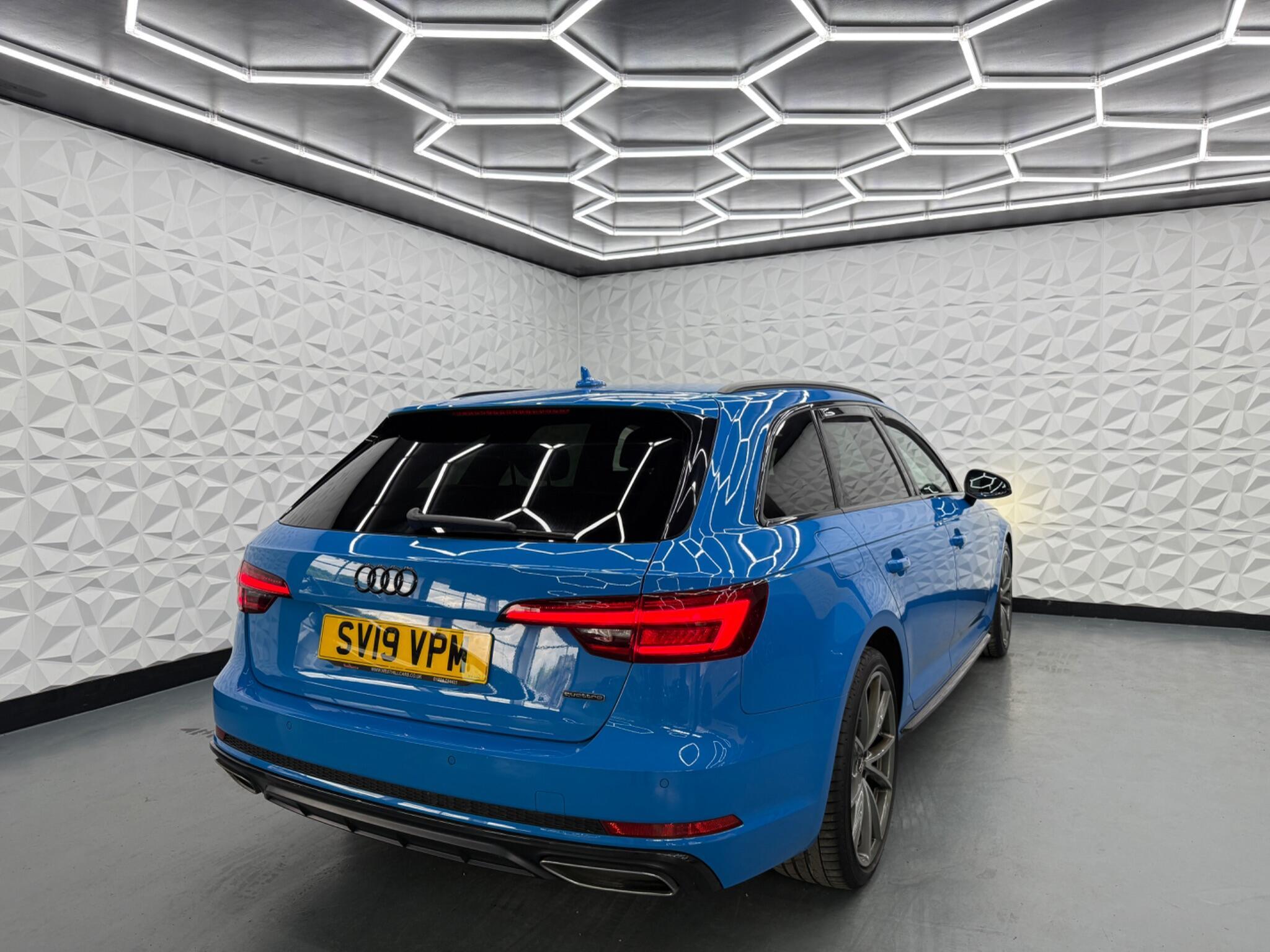 Audi A4 Avant - Image 14