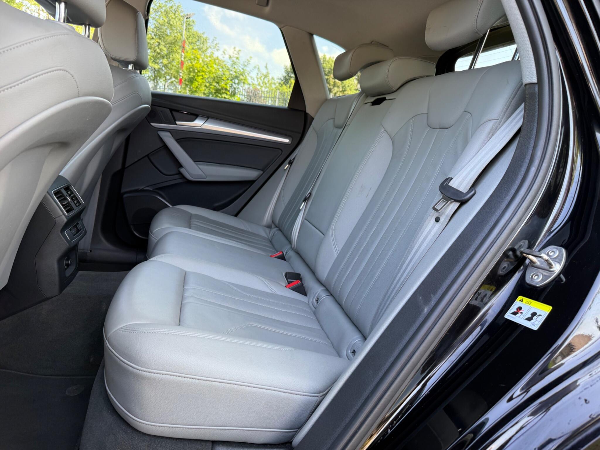 Audi Q5 - Image 17