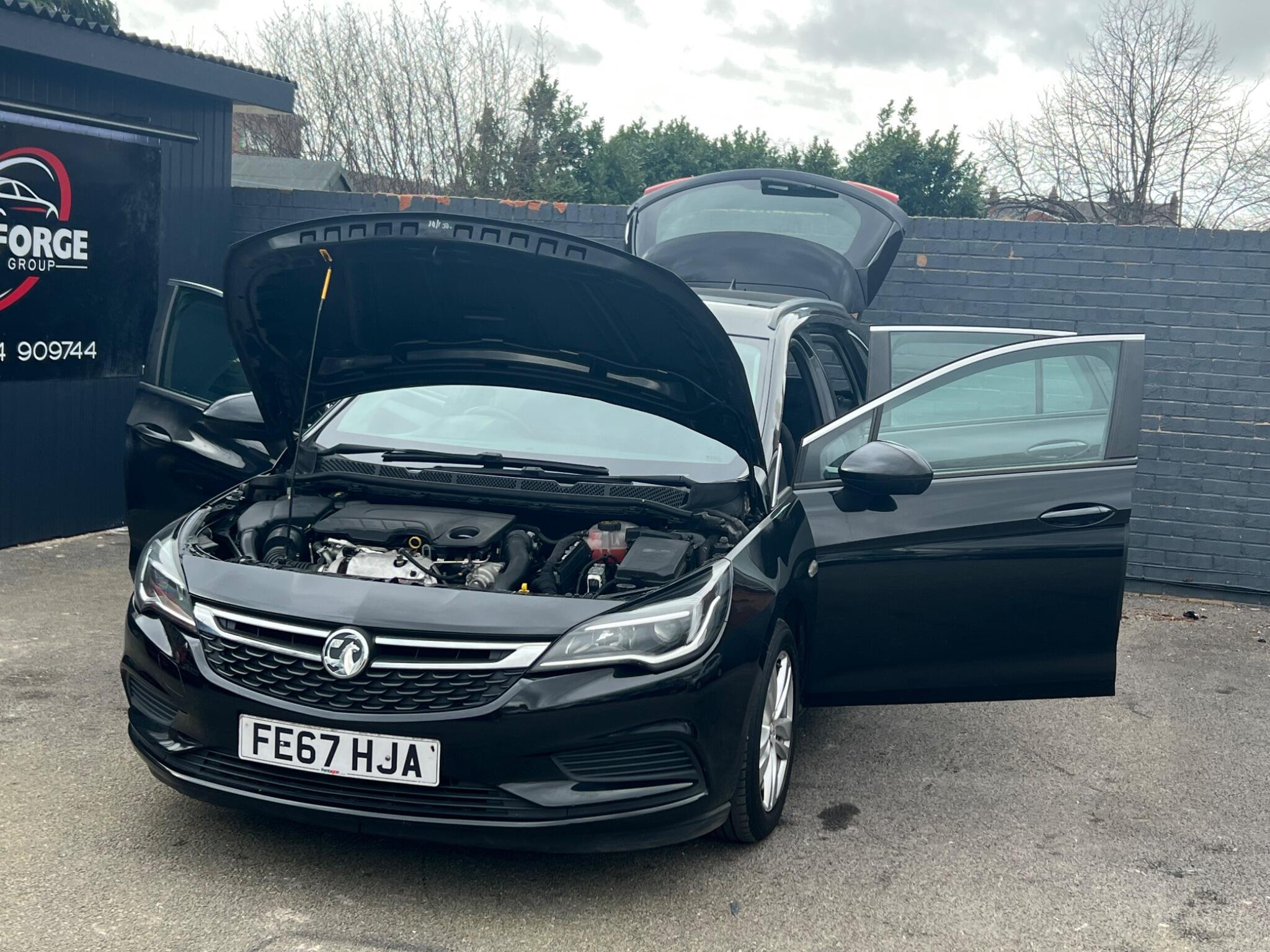 Vauxhall Astra - Image 15