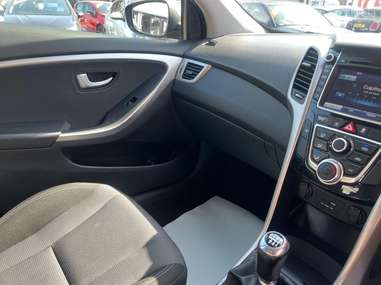 Hyundai i30 - Image 28