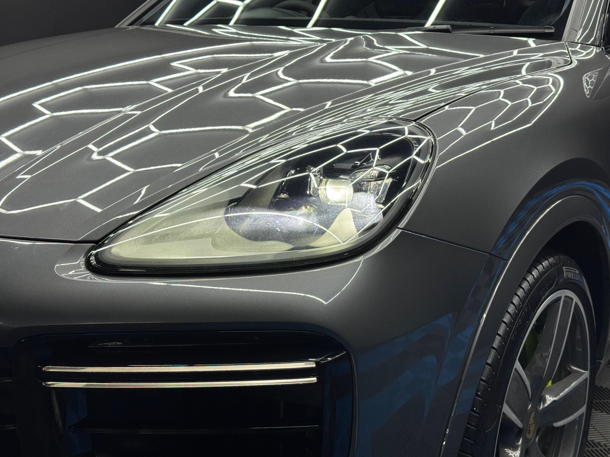 Porsche Cayenne - Image 57