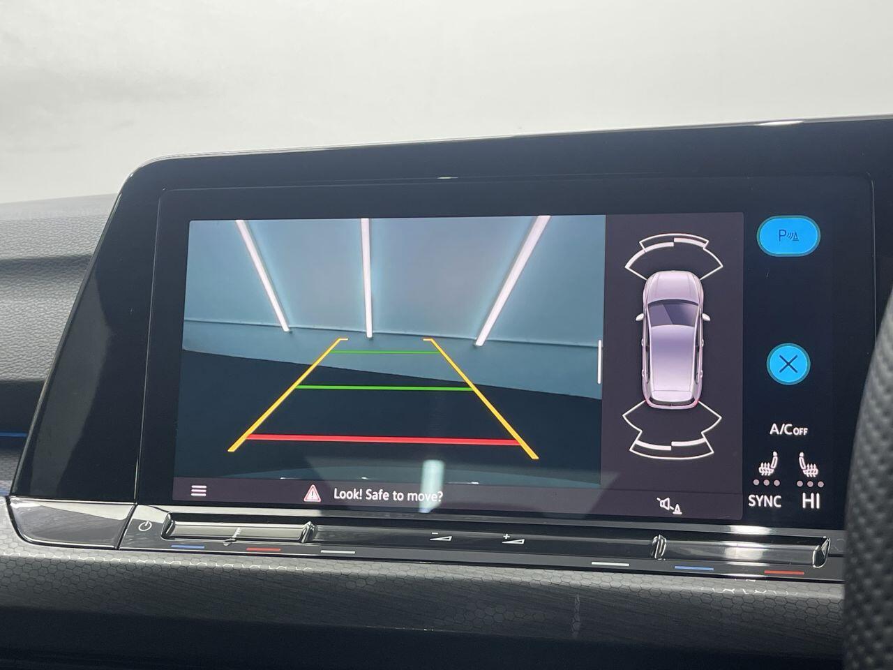 Volkswagen Golf - Image 47