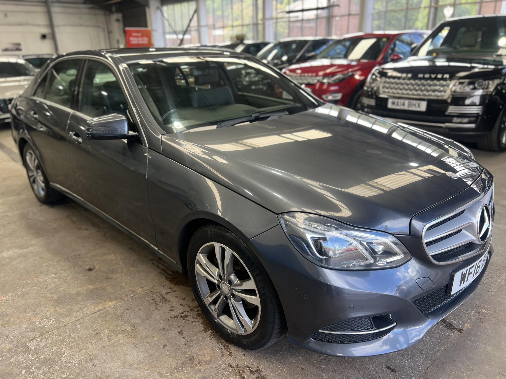 Mercedes E Class - Image 3