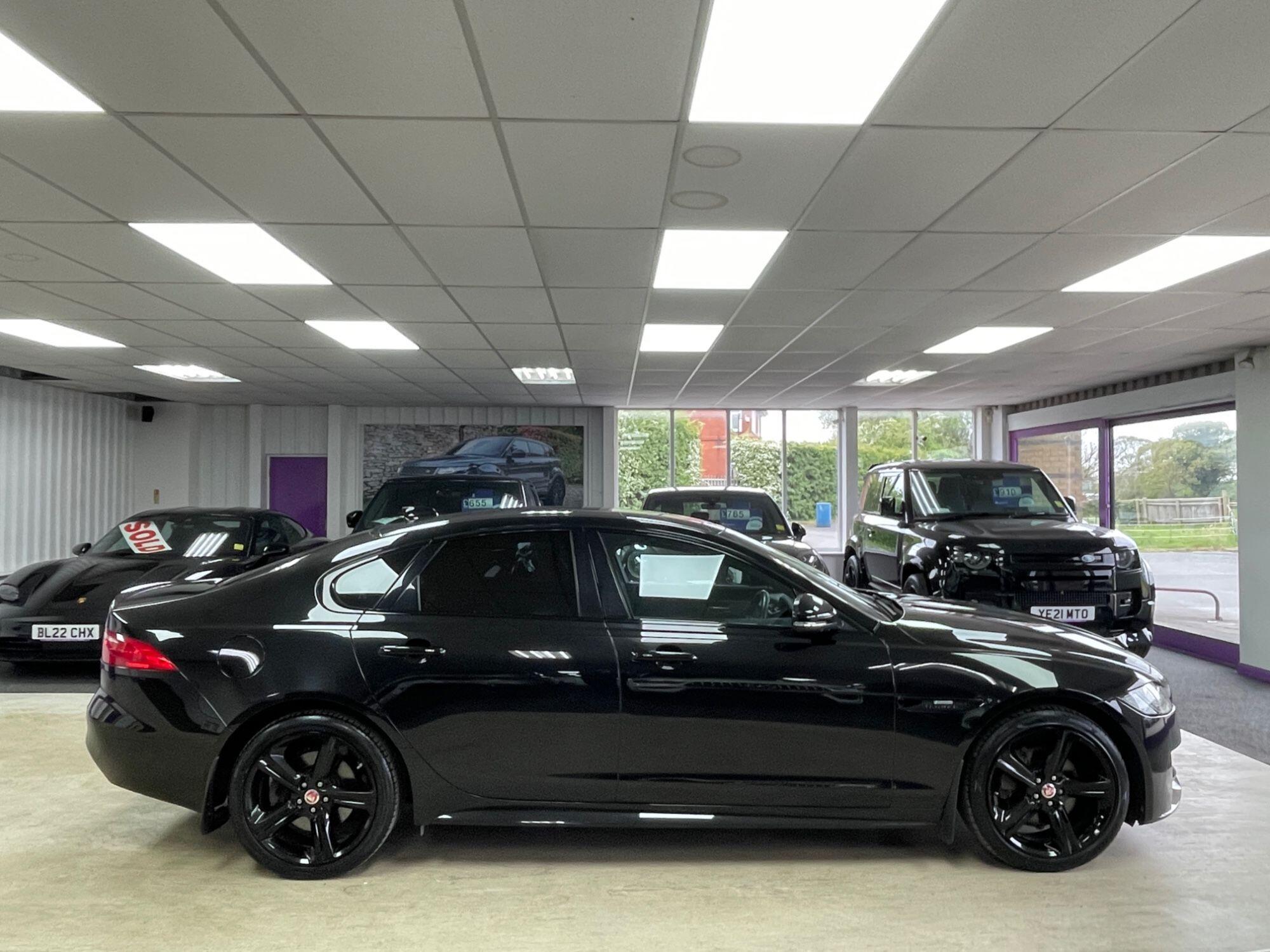 Jaguar XF - Image 11