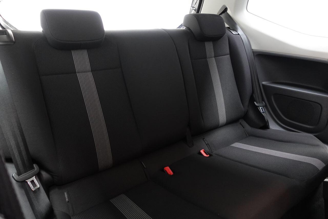 Volkswagen up! - Image 13