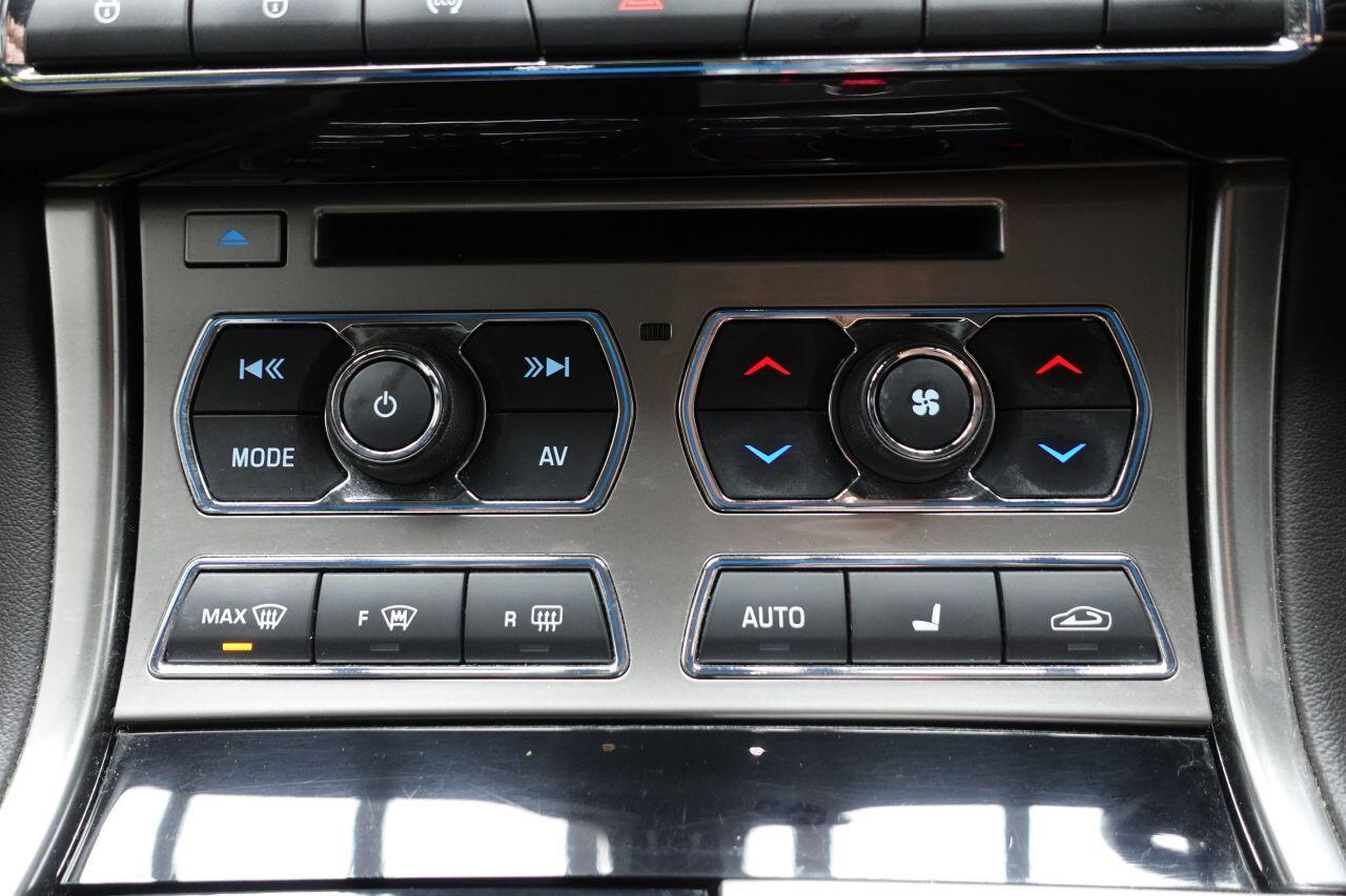 Jaguar XF - Image 44