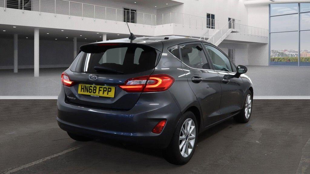 Ford Fiesta - Image 6