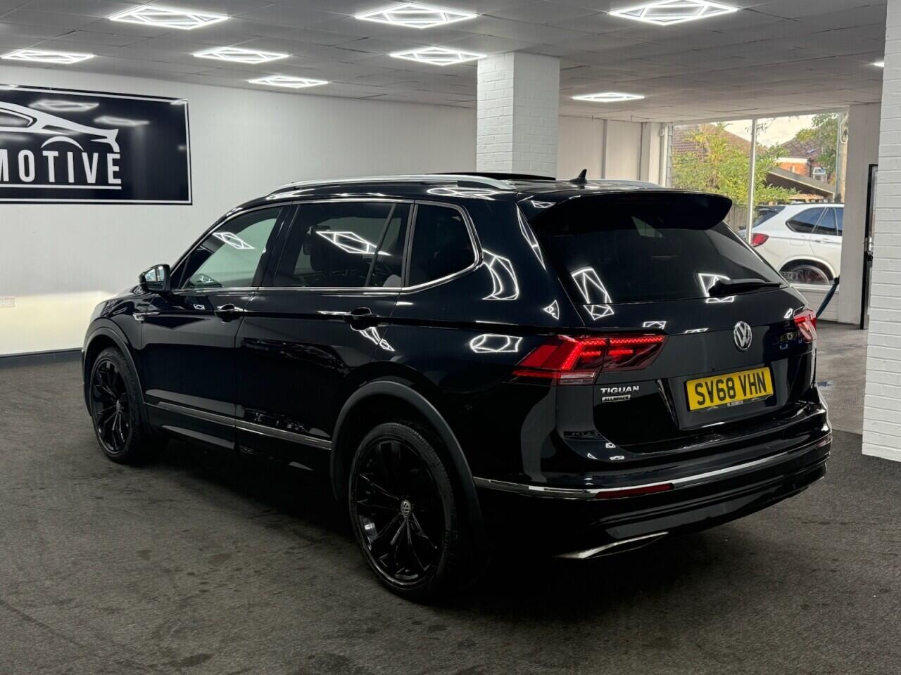 Volkswagen Tiguan Allspace - Image 6