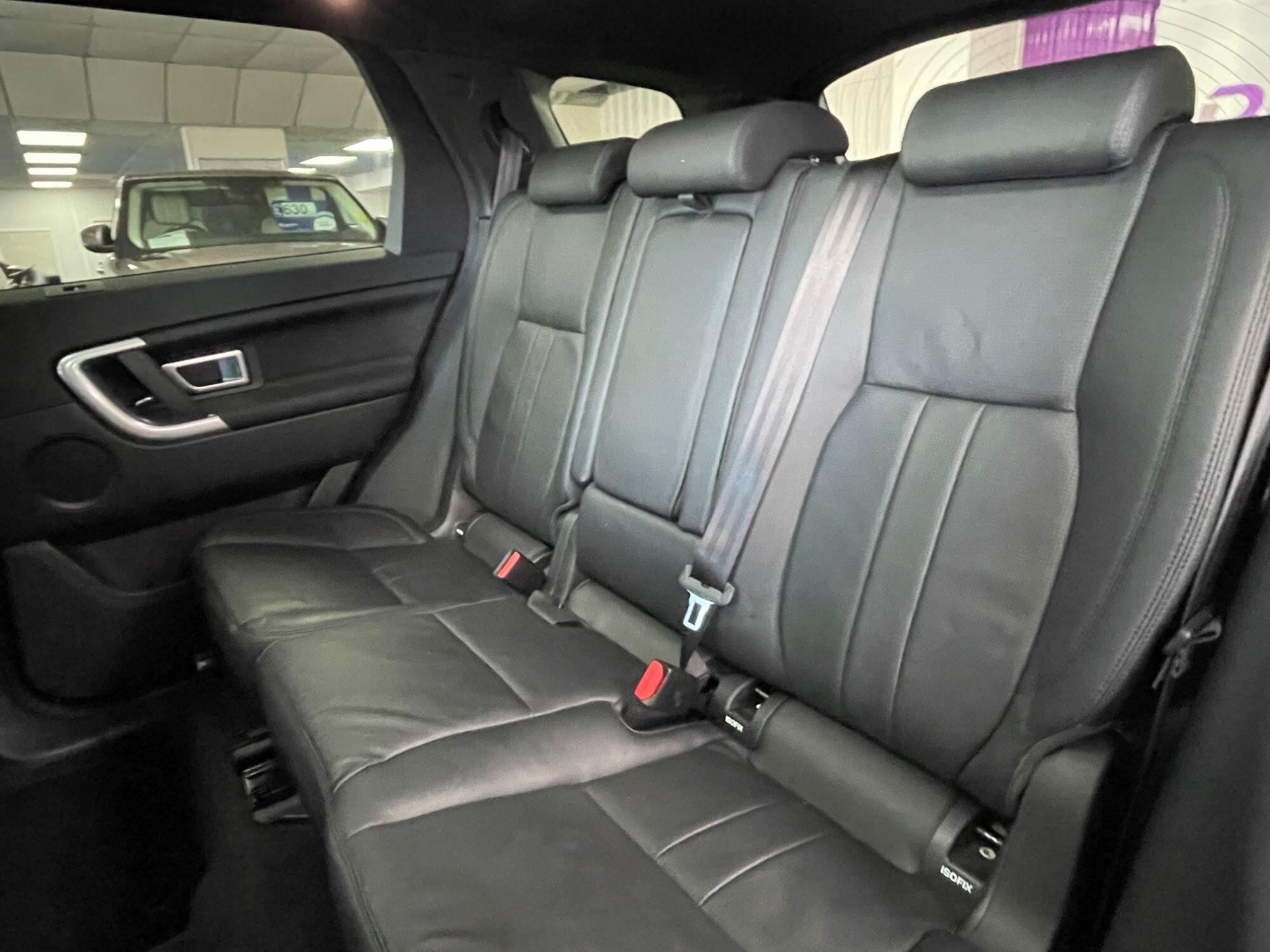 Land Rover DISCOVERY SPORT - Image 30