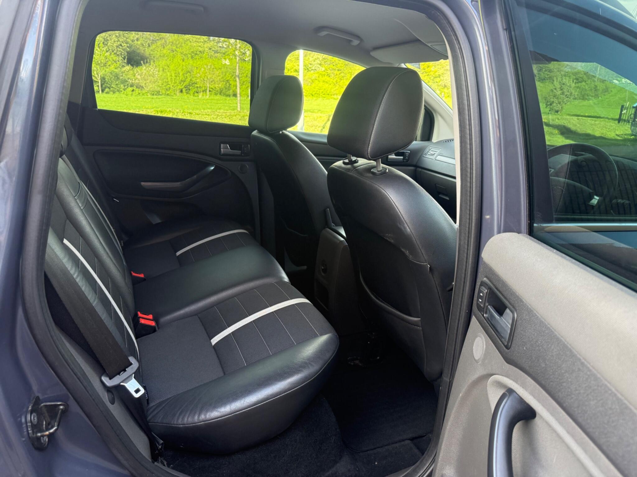 Ford Kuga - Image 15