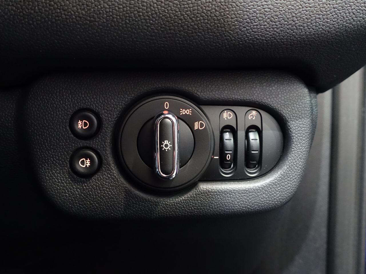 MINI Clubman - Image 30