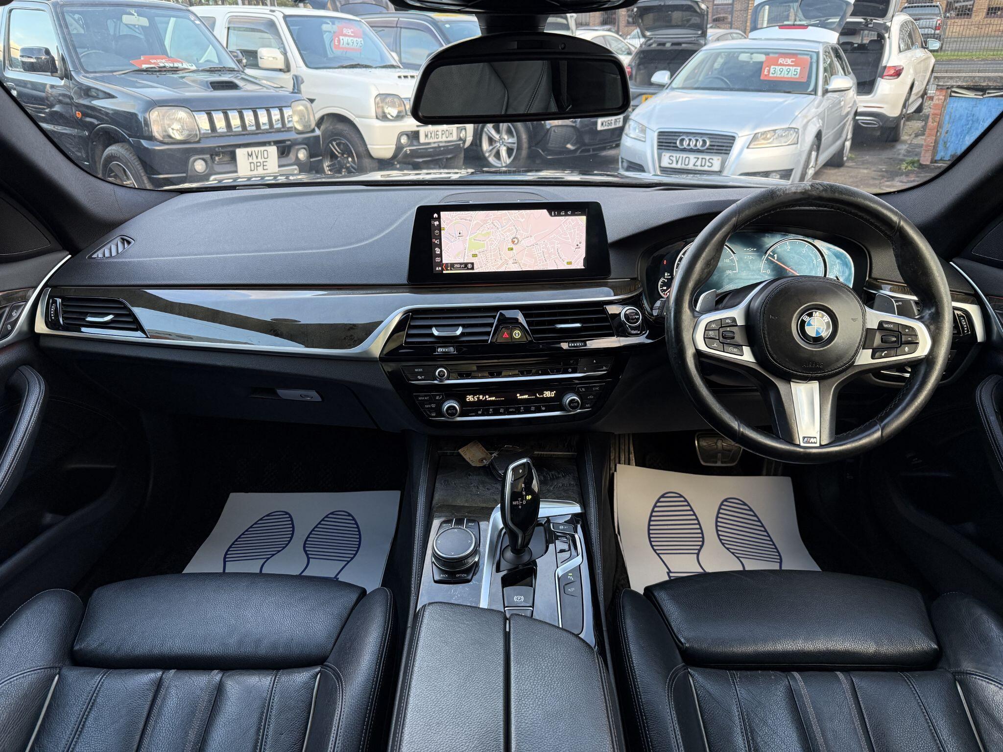 BMW 5 Series - Image 5