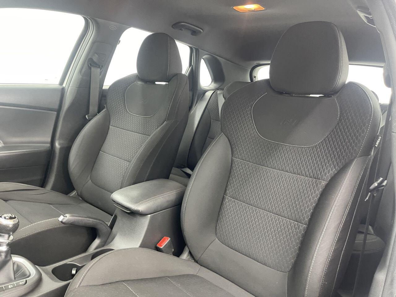 Hyundai i30 - Image 13