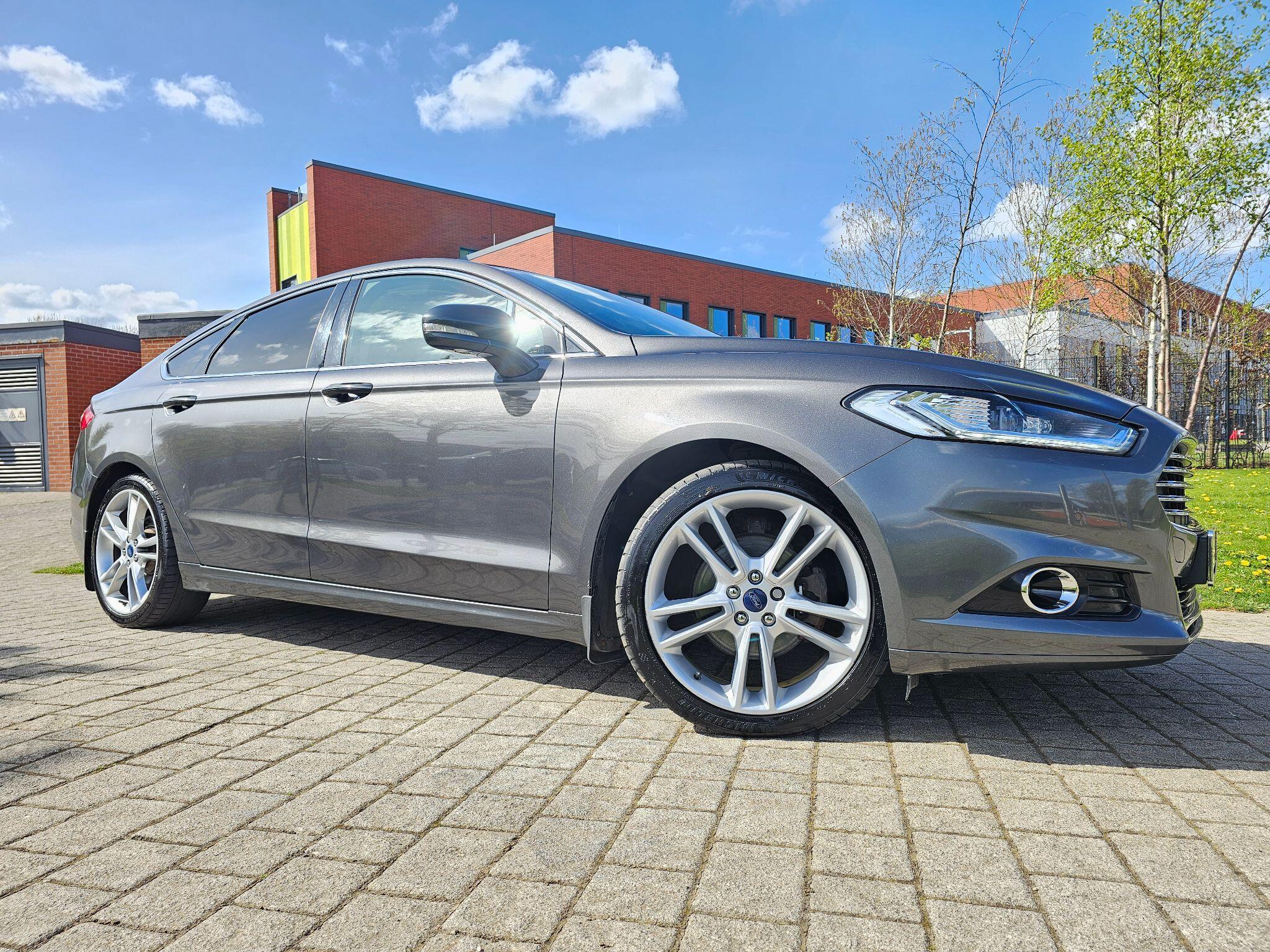 Ford Mondeo - Image 10