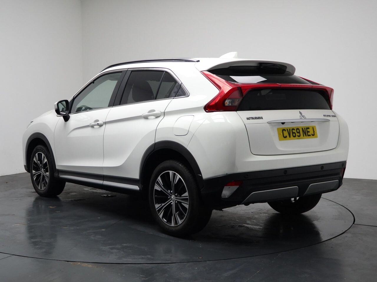 Mitsubishi Eclipse Cross - Image 9