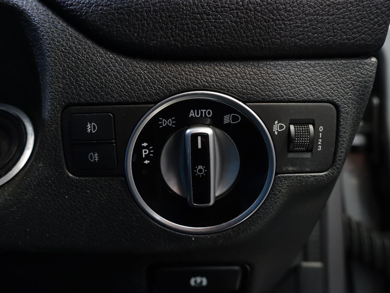 Mercedes-benz GLA - Image 24