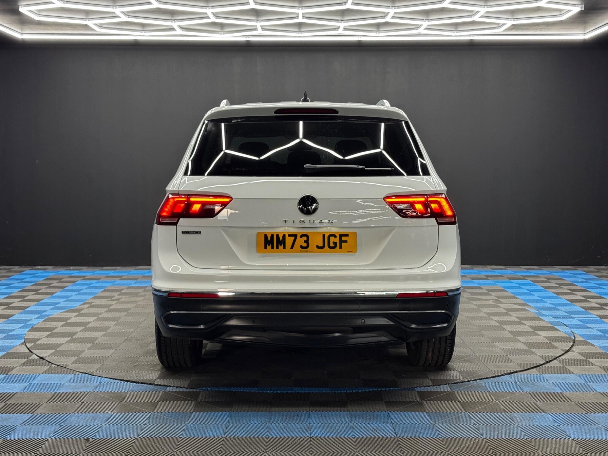 Volkswagen Tiguan Allspace - Image 6