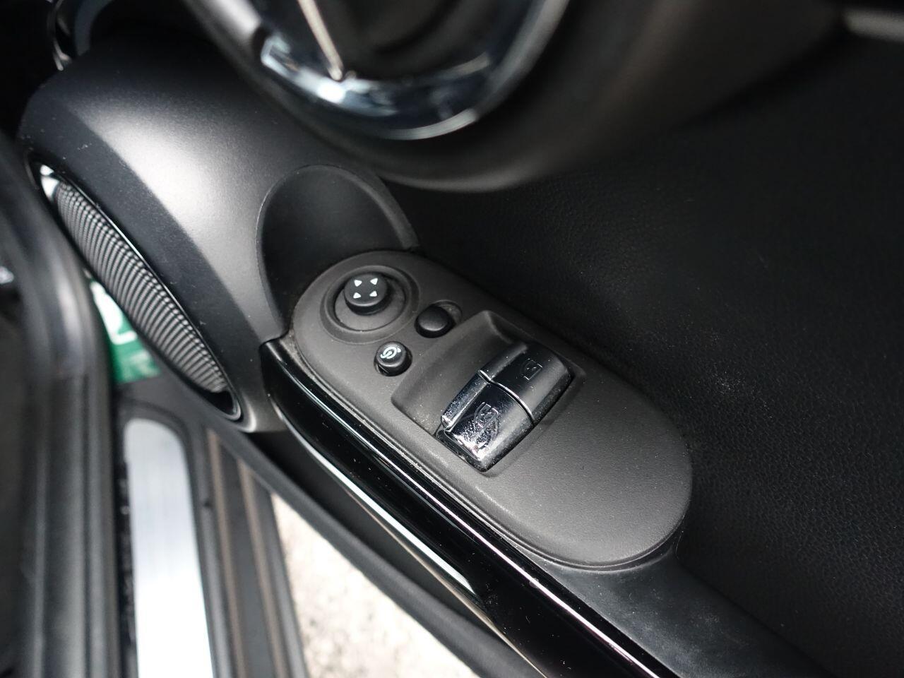 MINI Electric Hatch - Image 37