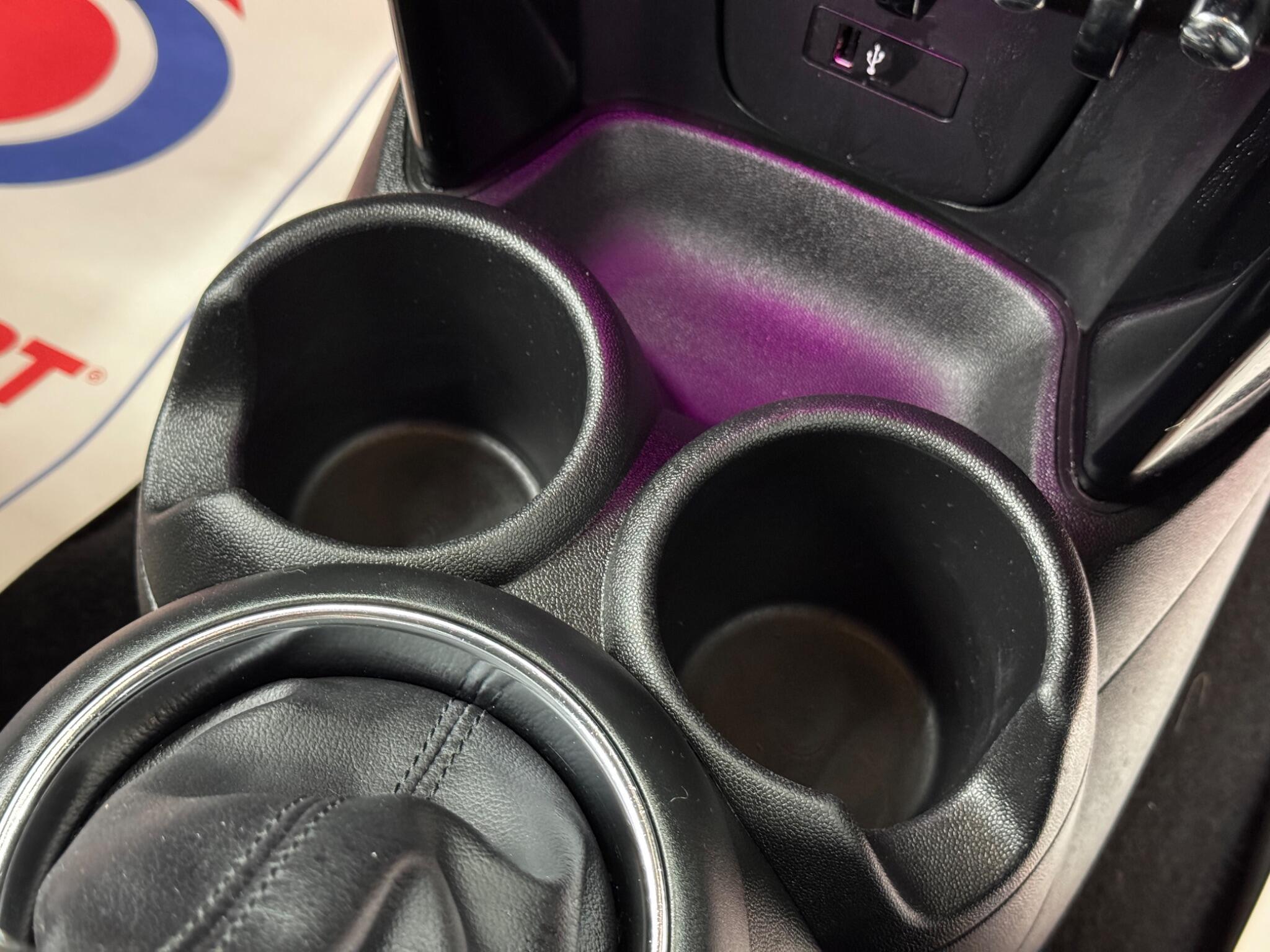 MINI Hatch - Image 25