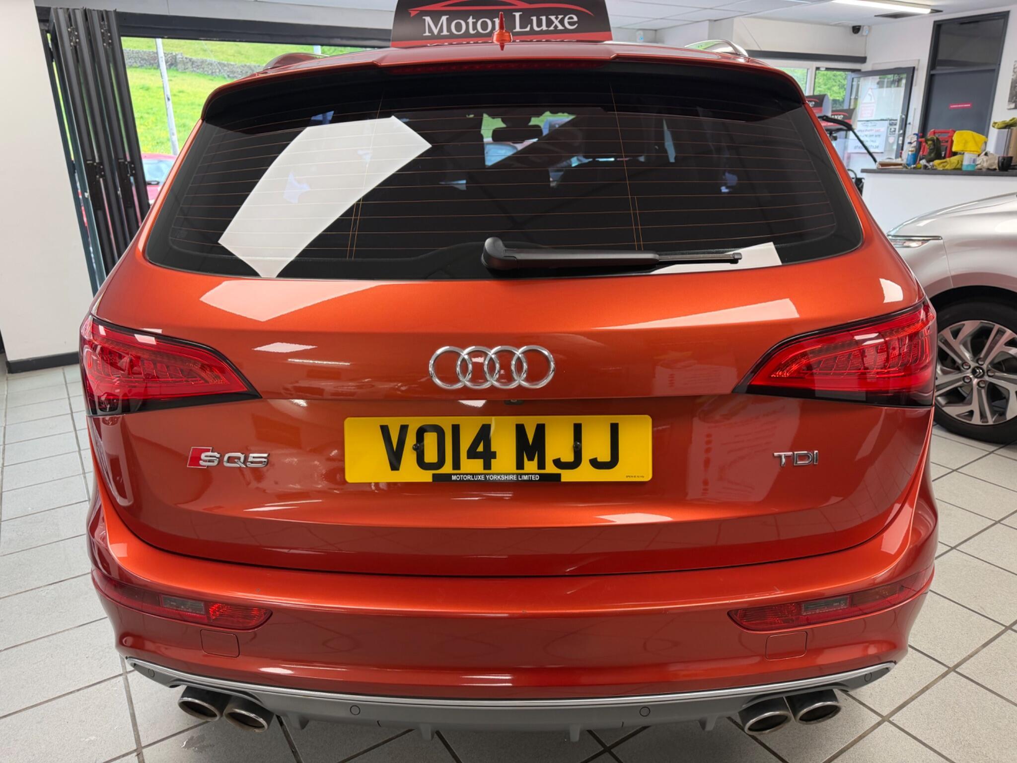 Audi SQ5 - Image 31