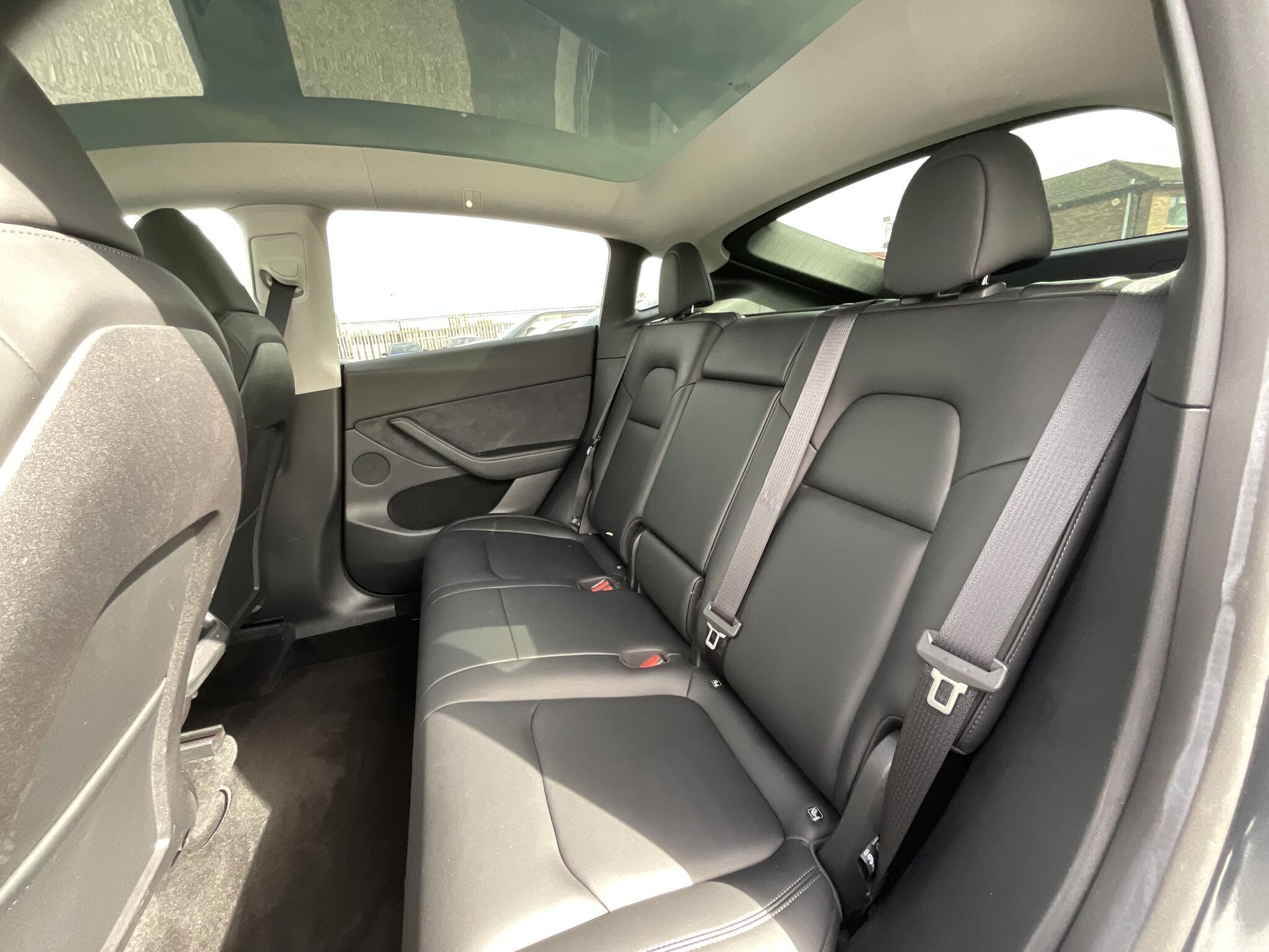 Tesla Model Y - Image 14