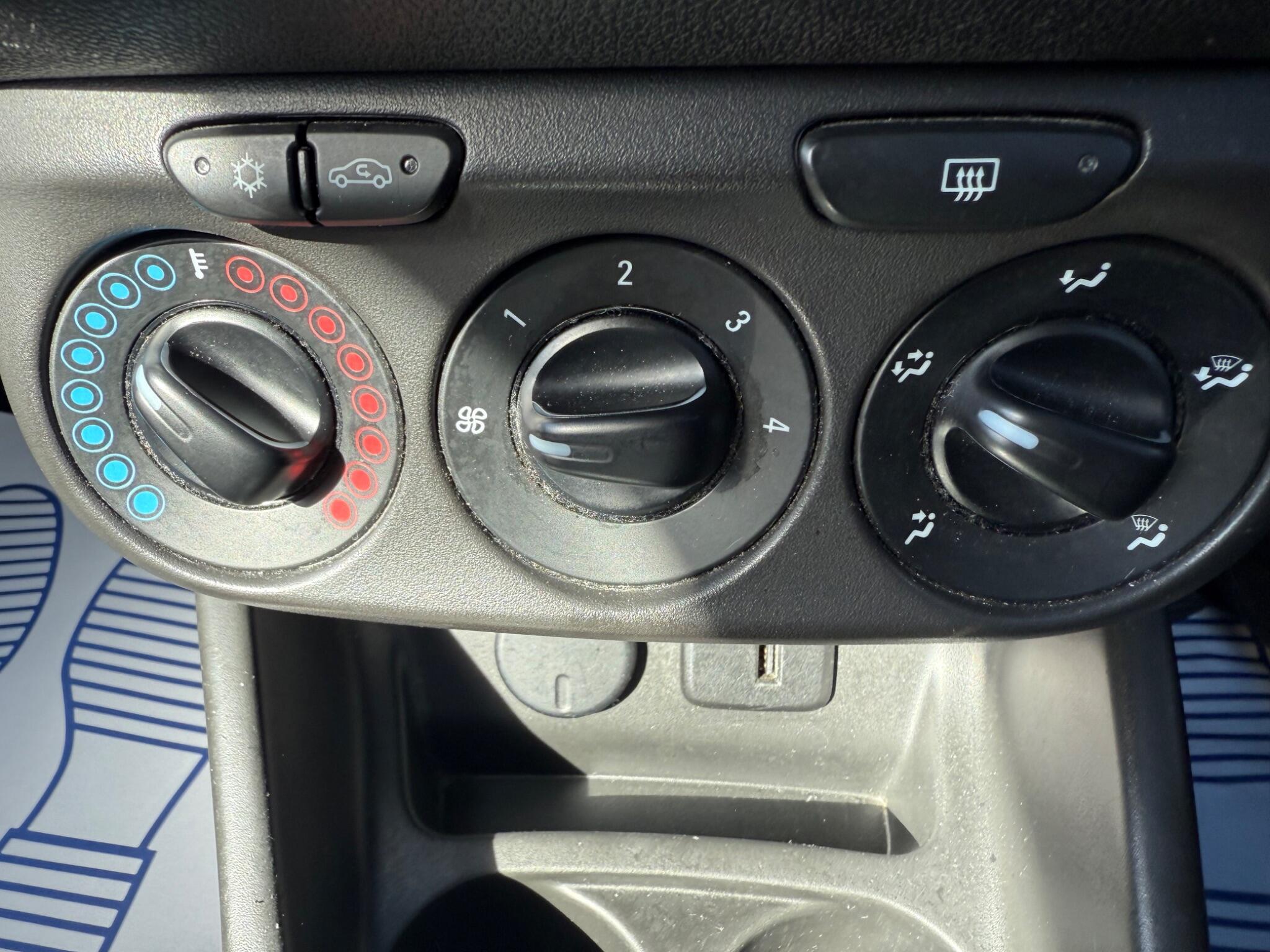 Vauxhall Corsa - Image 17