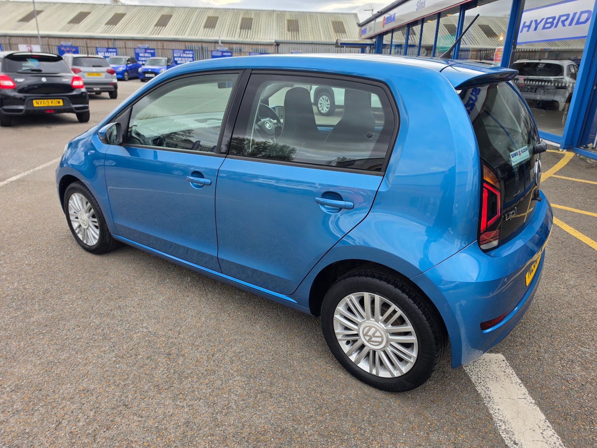 Volkswagen up! - Image 8