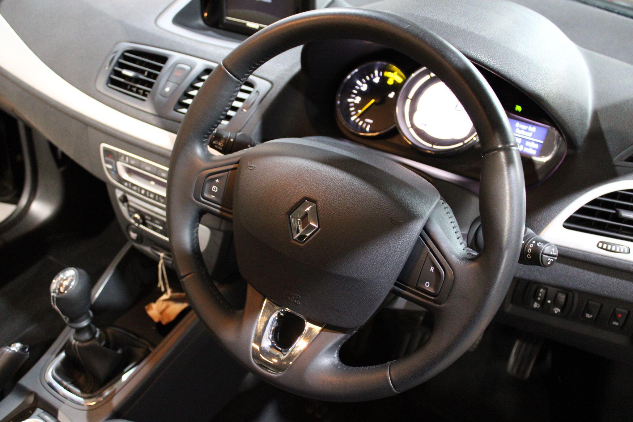 Renault Megane - Image 4