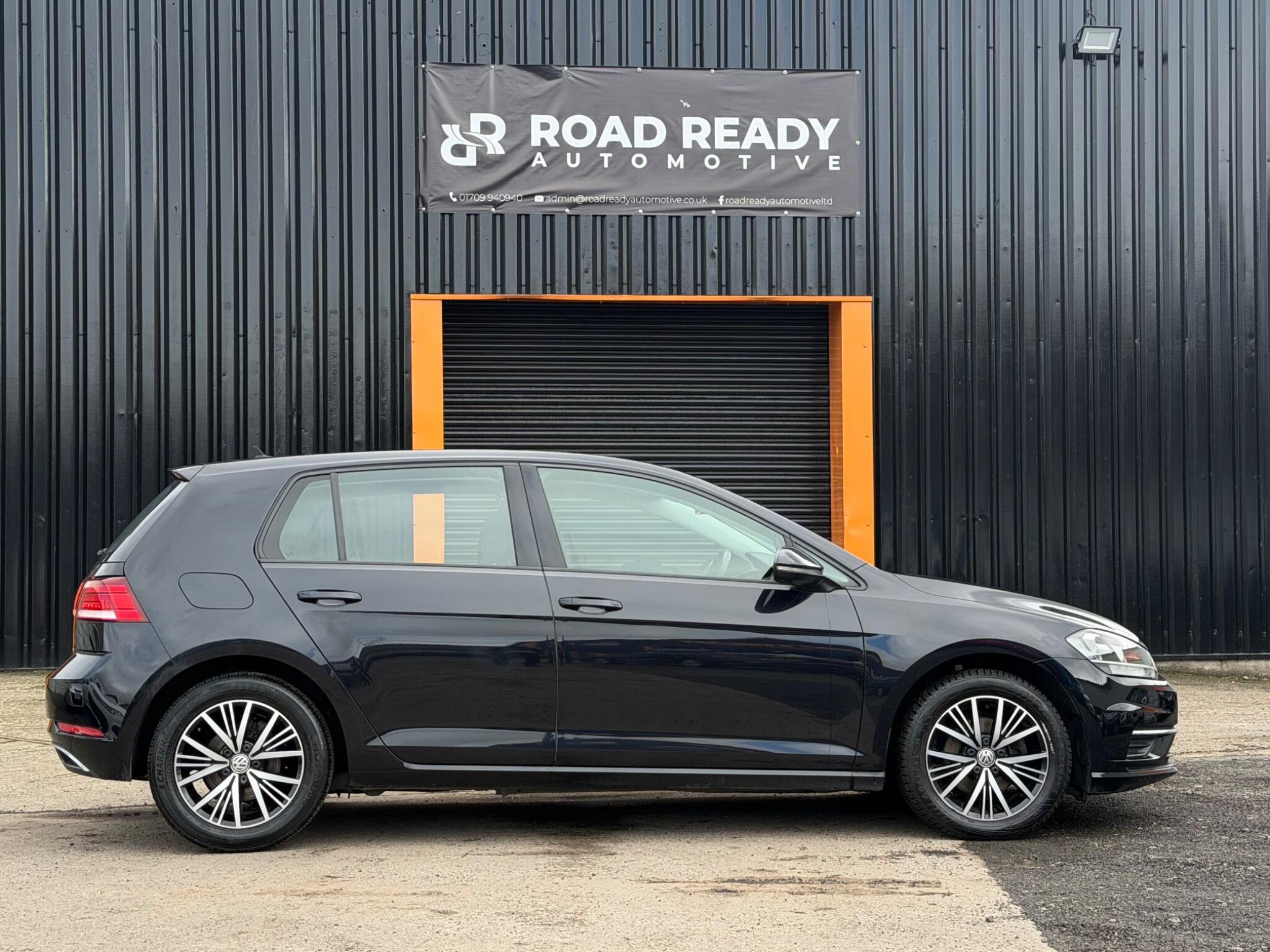 Volkswagen Golf - Image 2