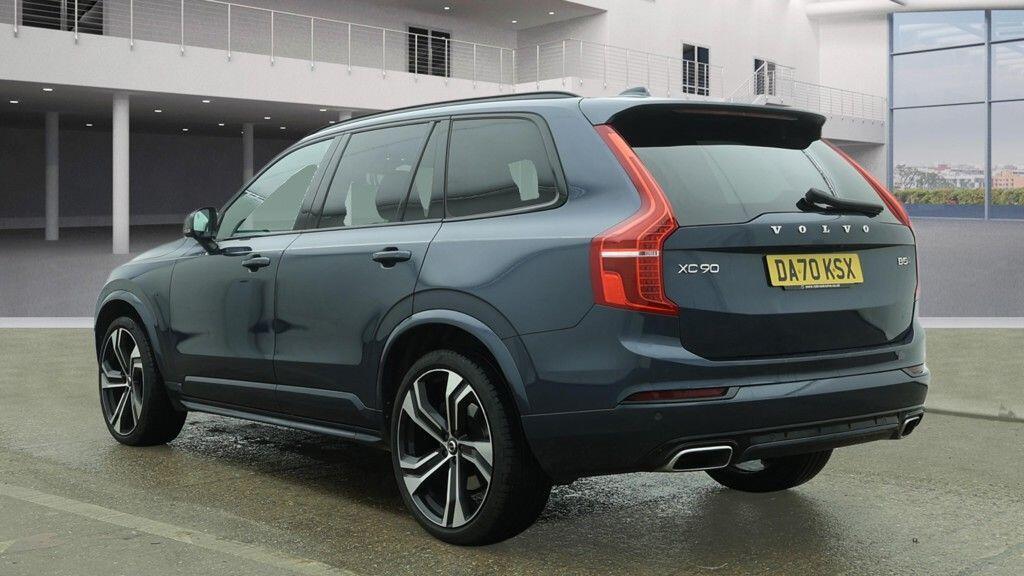 Volvo XC90 - Image 3
