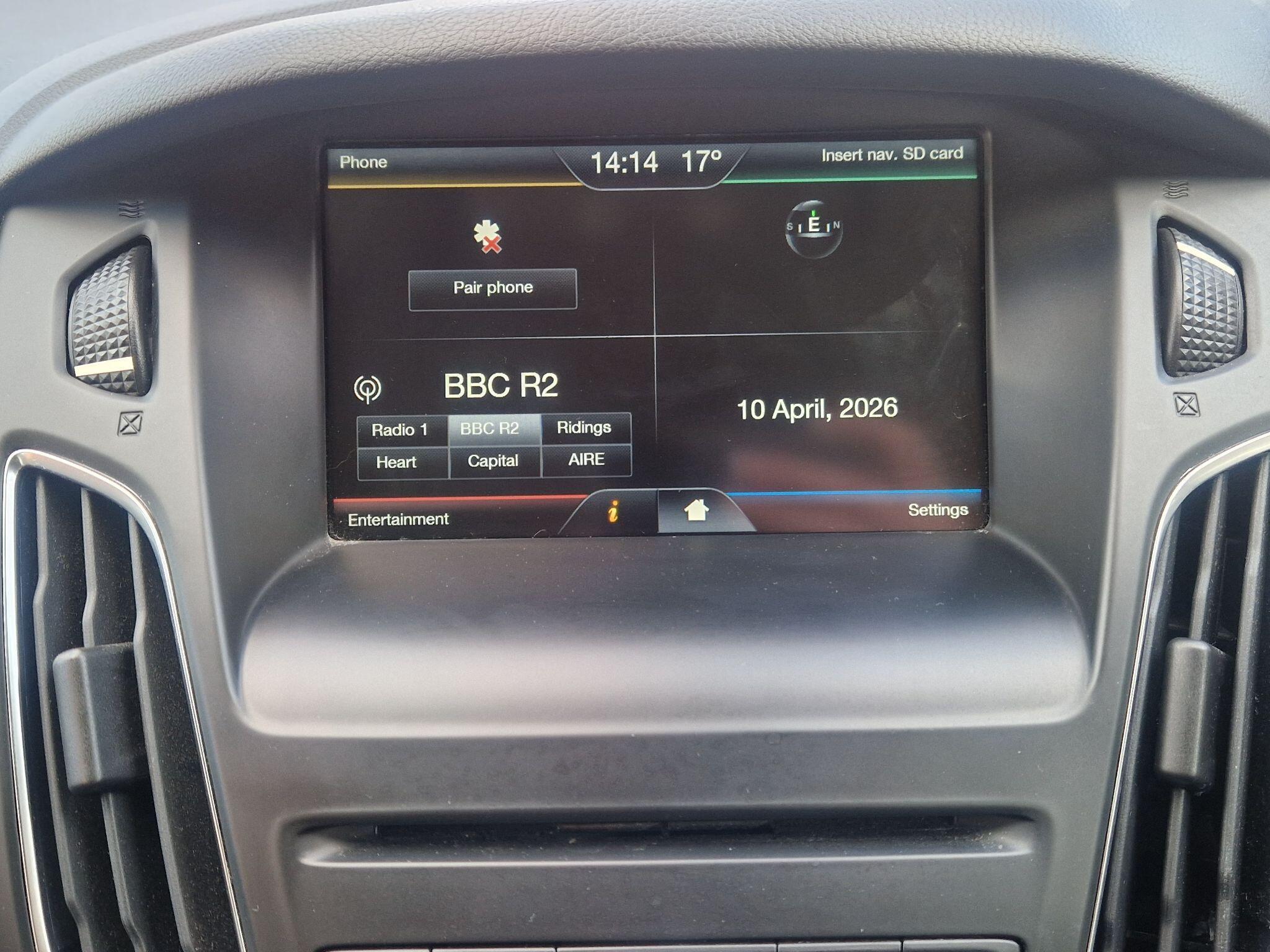 Ford Focus - Image 22