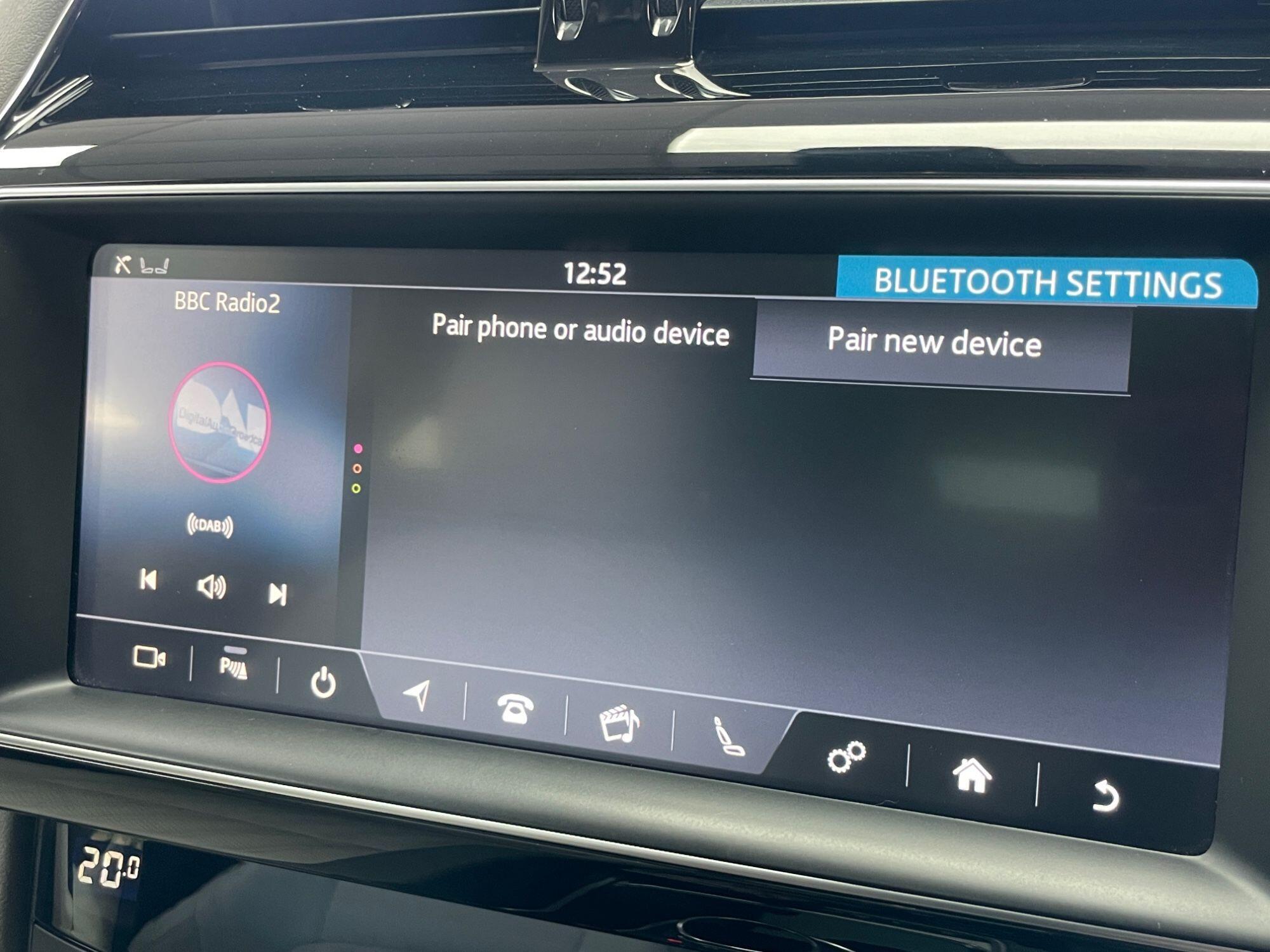 Jaguar F-Pace - Image 47